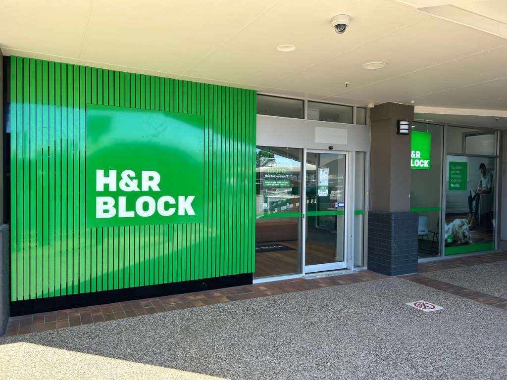 hrblock-store-front